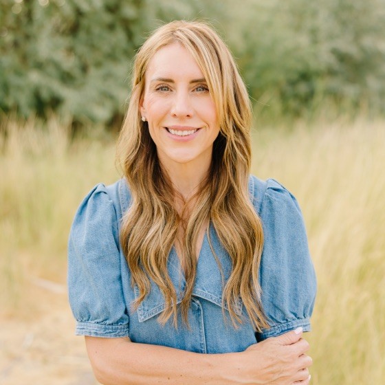 April E. Profile Picture