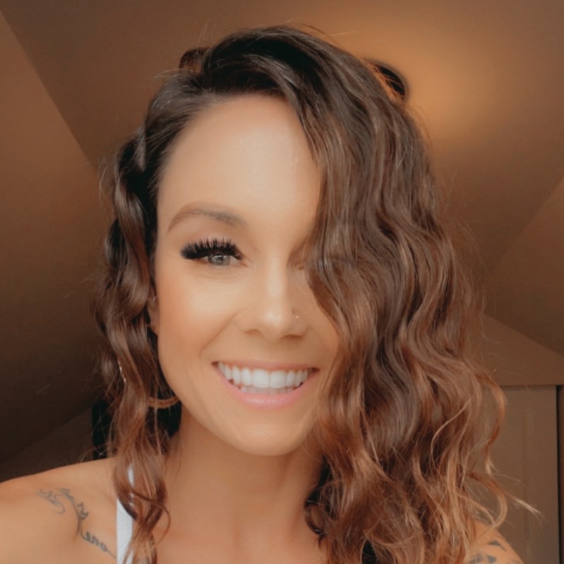 Danielle LaRosee Profile Picture