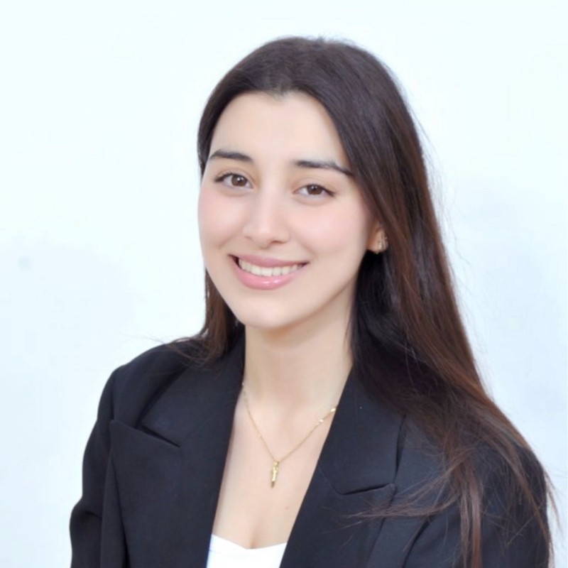 Douae R. Profile Picture