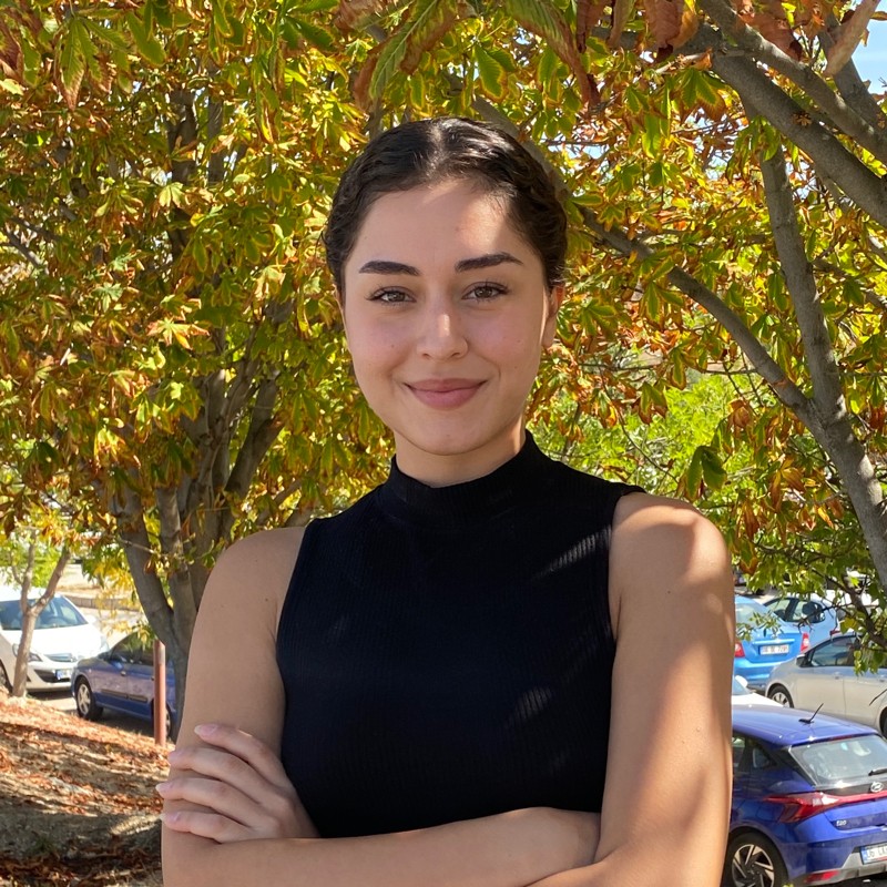 Melike Turan Profile Picture