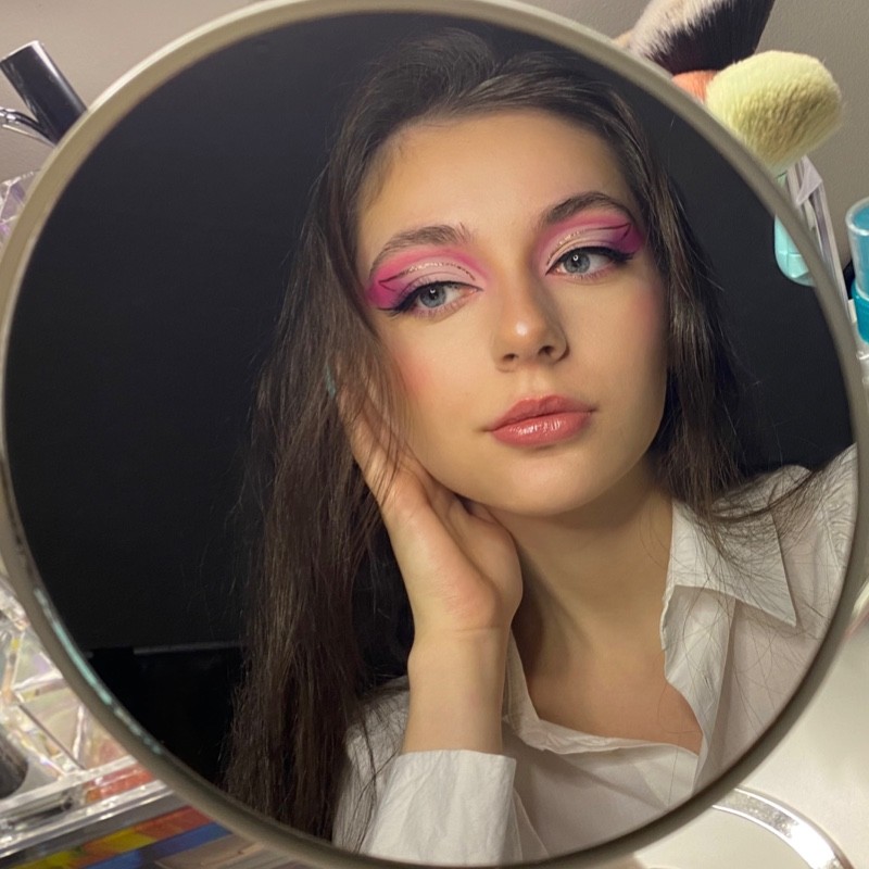 Anastasia Kolmykova Profile Picture