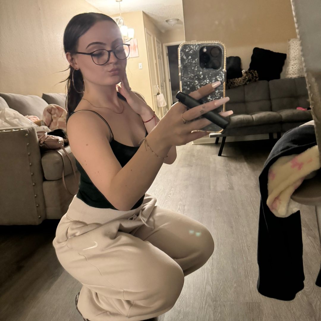 p1nkle0pard Profile Picture