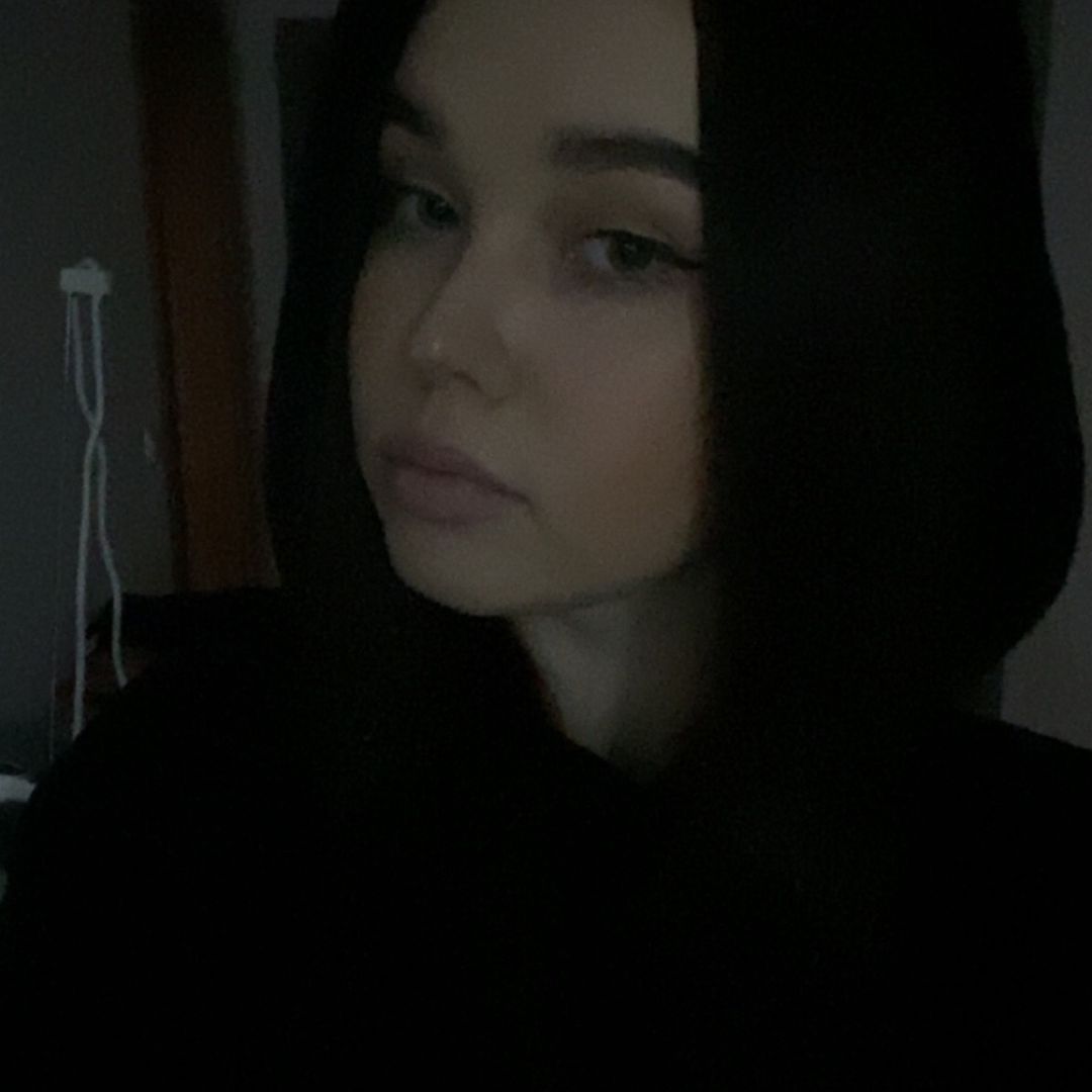 fanpageayanaroslinki Profile Picture