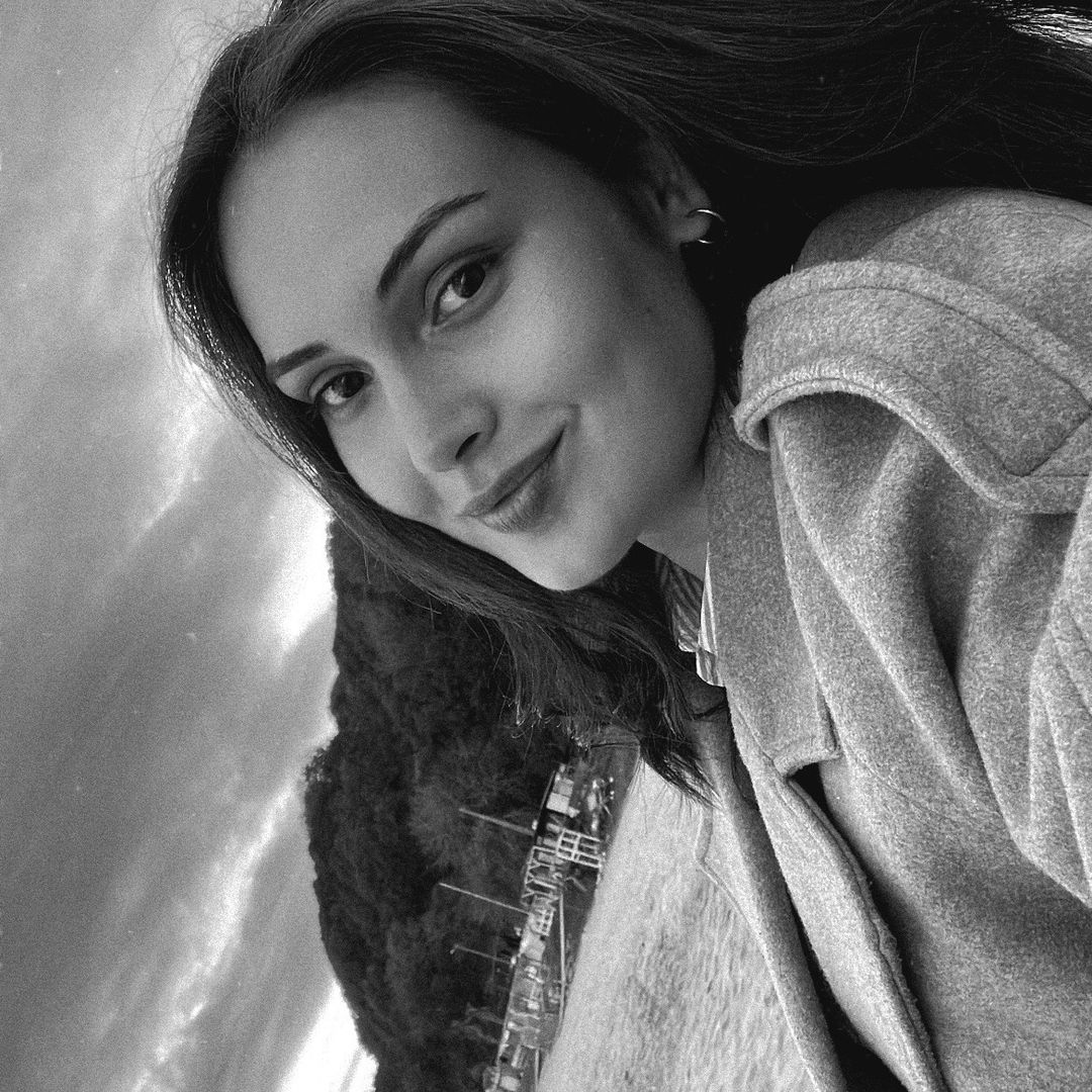 elif_avciii Profile Picture