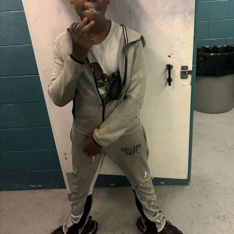 yngslz Profile Picture